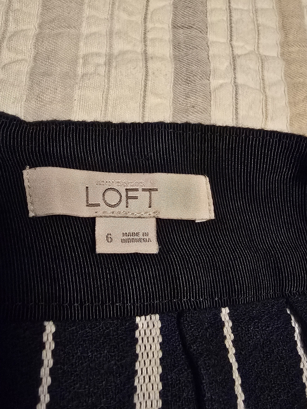 LOFT Navy and White Striped Pencil Skirt - Picture 3 of 6